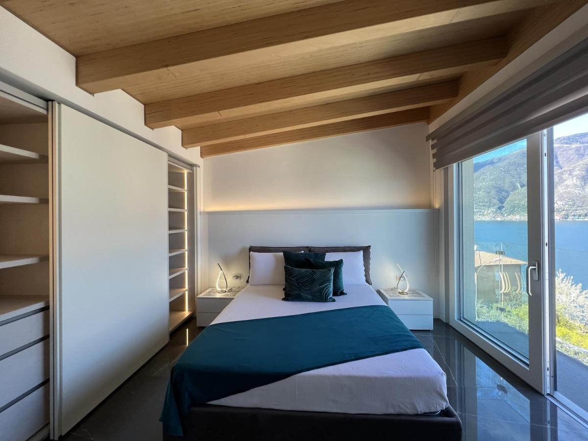 Luxury Lakefront Penthouse Lezzeno Exterior photo